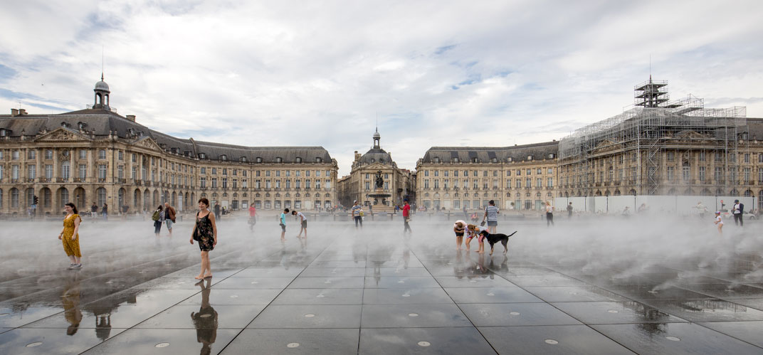 Le miroir d’eau de Bordeaux (©Istock)